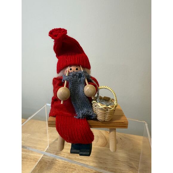 Ljungstroms Of Sweden Tomte Wooden Figure Grandma Knitting JL - Picture 1 of 11
